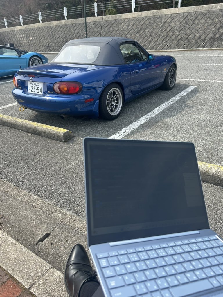 ひろろん tweet media