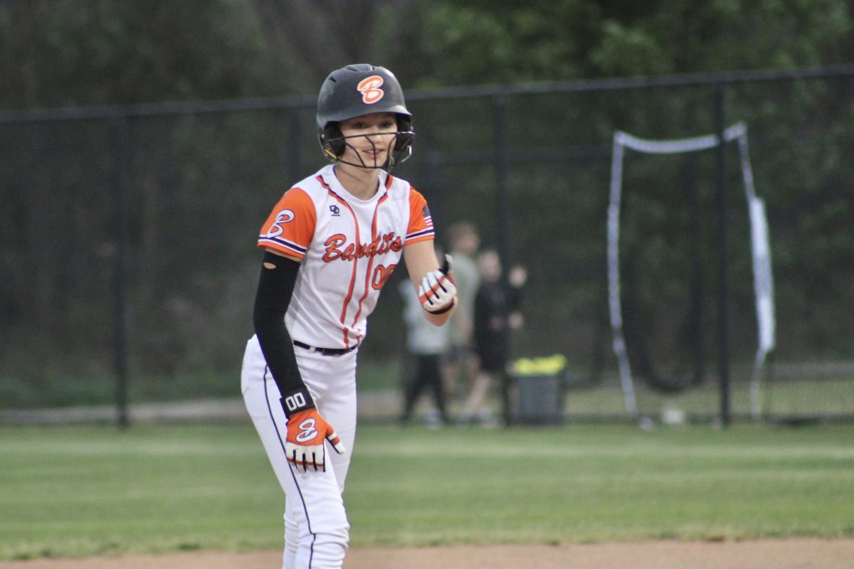 Riley Mae Smith tweet media