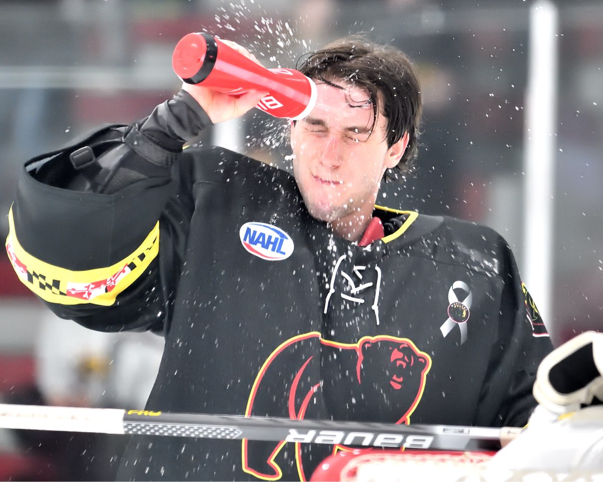 Defending The Den tweet media