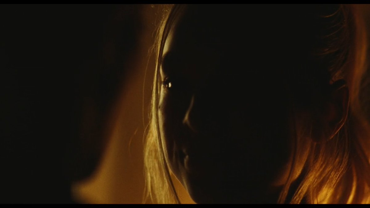 la creatura. 🍁 tweet media