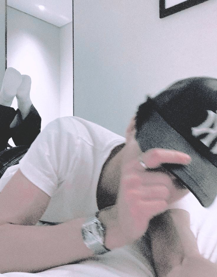 shane's priv tweet media