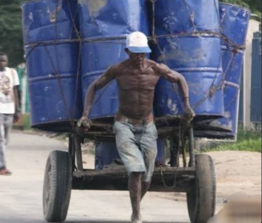 SUKUNUNU 🇹🇿 tweet media