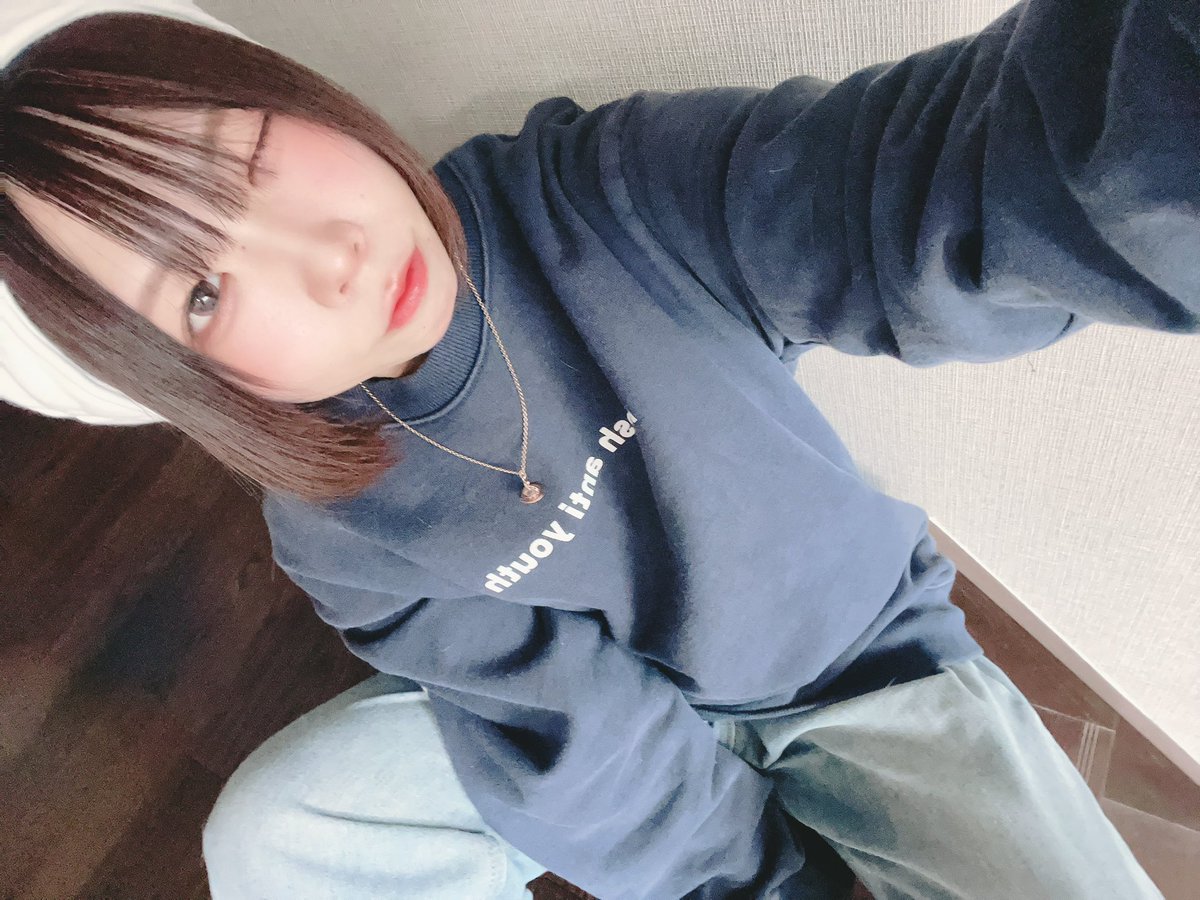 短くすると、なんかどうしてもストリート系になる