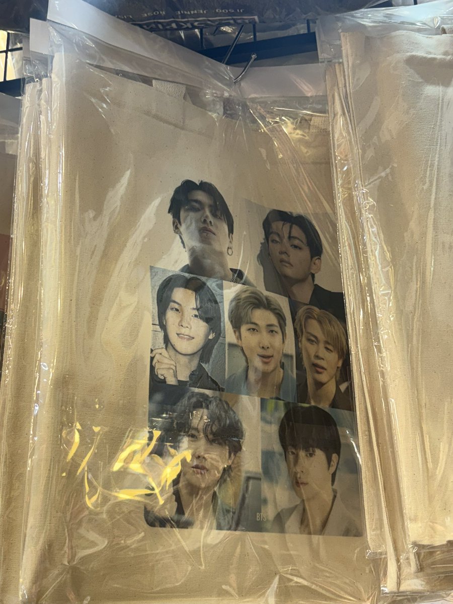 쁨벙바라 tweet media