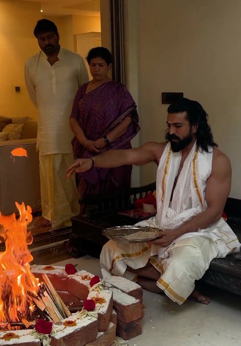 WorldRamcharan's tweet photo. Picture of the Day !!

@AlwaysRamCharan @KChiruTweets https://t.co/nbNCIkTfWZ