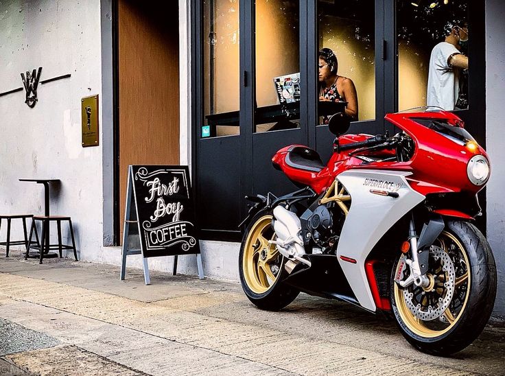 @QB_Trailers KWT tweet media