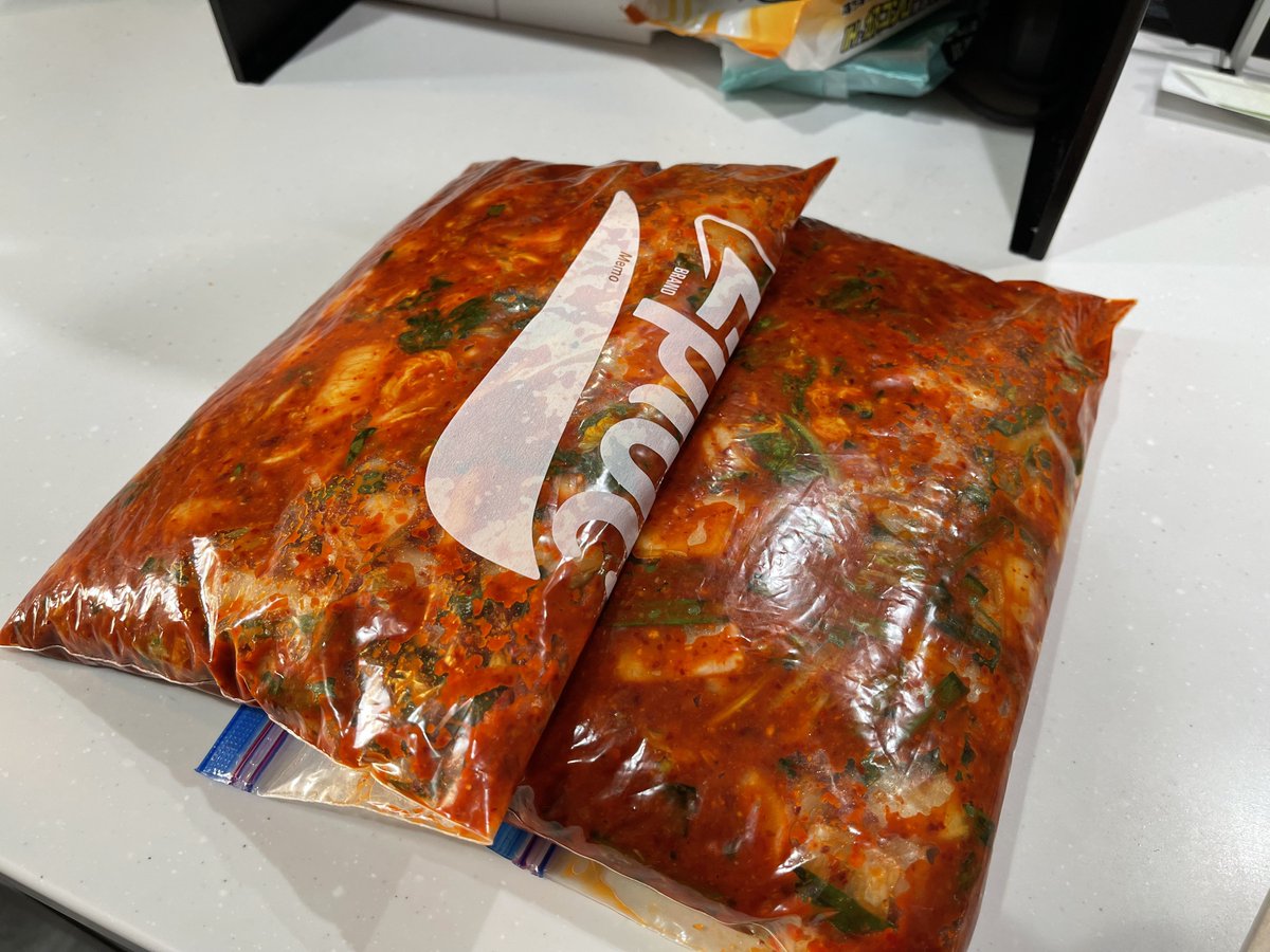 六連星スバル tweet media