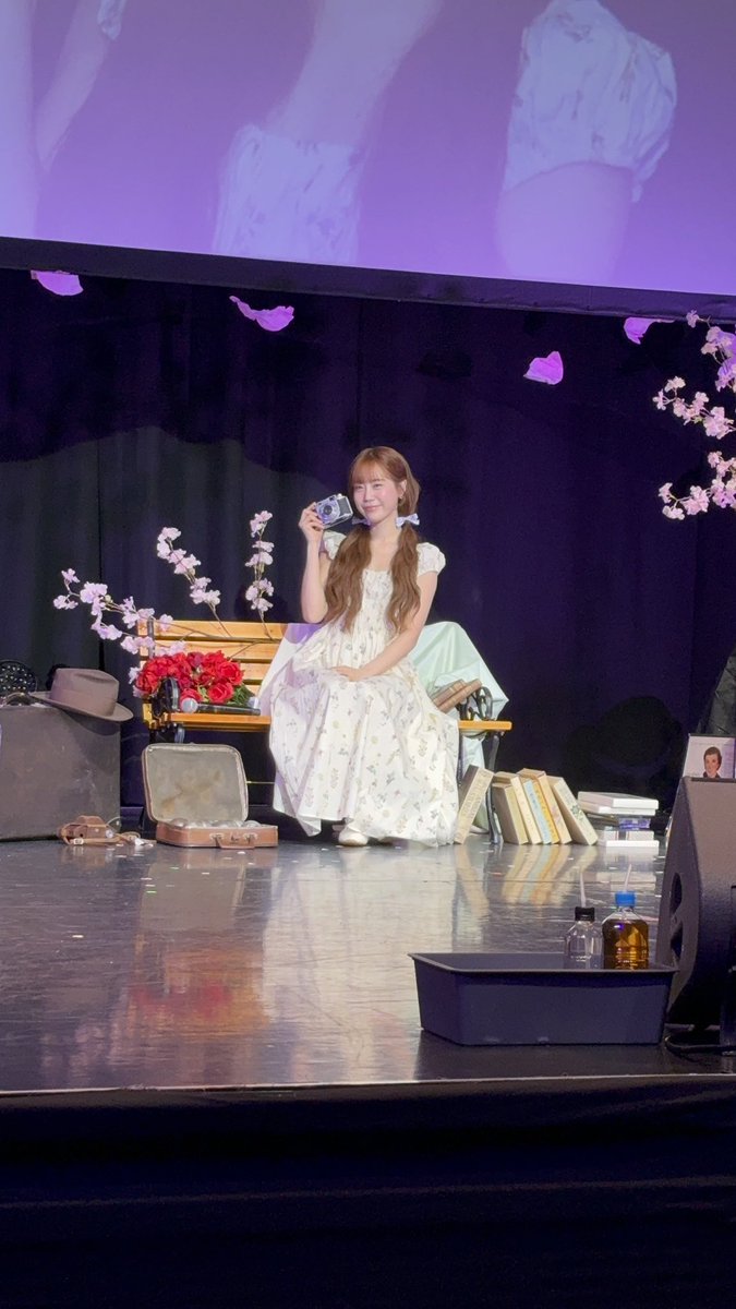 Youngji_chu's tweet photo. 2026 YOUNG JI FAN MEETING
🌸HELLO SPRING With HURMING🌸

今年もヨンジは可愛かった〜！！！
1部しか参加できなかったのは残念😢

언니는 올해도 제대로 있었다! !
사인 포스터가 맞았던 것은 매우 기뻤습니다 💐
투샷도 원했어📷　　또 곧 만나자🫶🏻🫶🏻

#허영지는지금도배고파
@youngjijjang2ya https://t.co/BPUcrCTheD