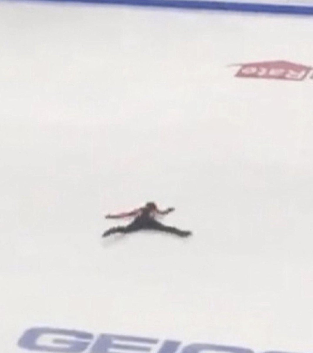 Daily Flops tweet media