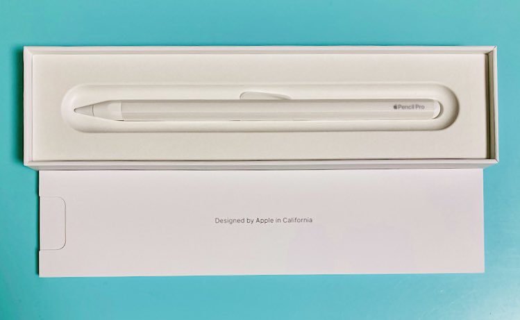 UenanJP's tweet image. 最後にソフマップで『#ApplePencilPro』を購入。支払いは妻が楽天ペイなどの使用で貯まっていた楽天ポイントで全額。

妻が再び絵を描きたいとの事だったので丁度良かった。

私もガソリン代を楽天ポイントで一部支払ったりするが、現金払いだけだとポイントは当然存在しないので塵も積もればだ😊