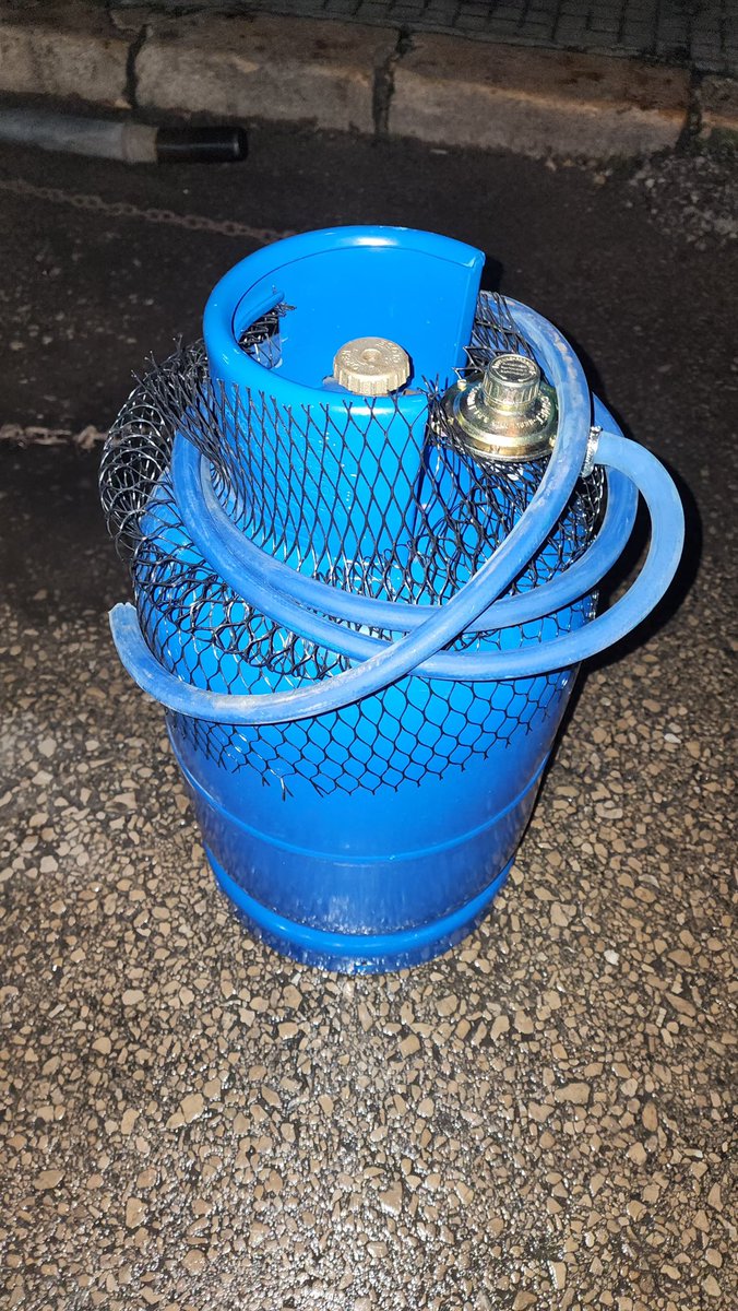 Nirine 💫 tweet media