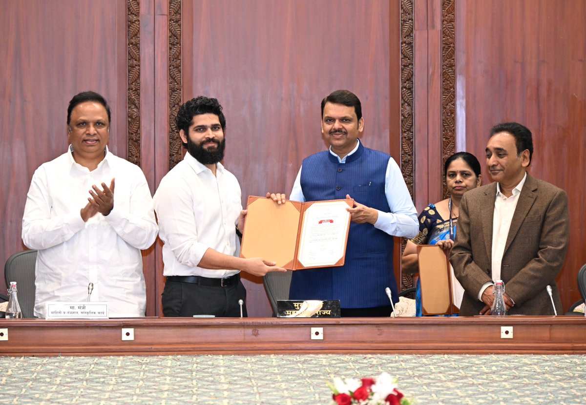 CMO Maharashtra tweet media