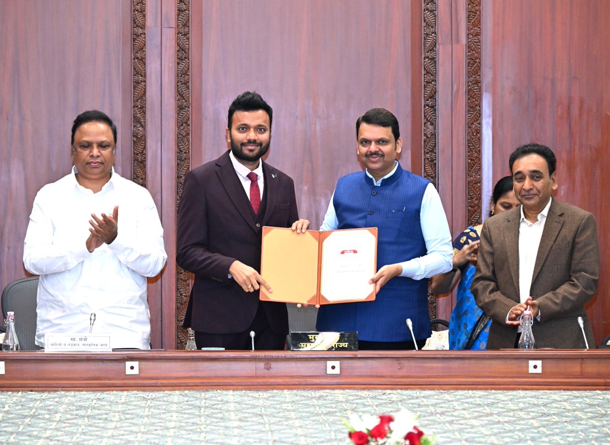 CMO Maharashtra tweet media