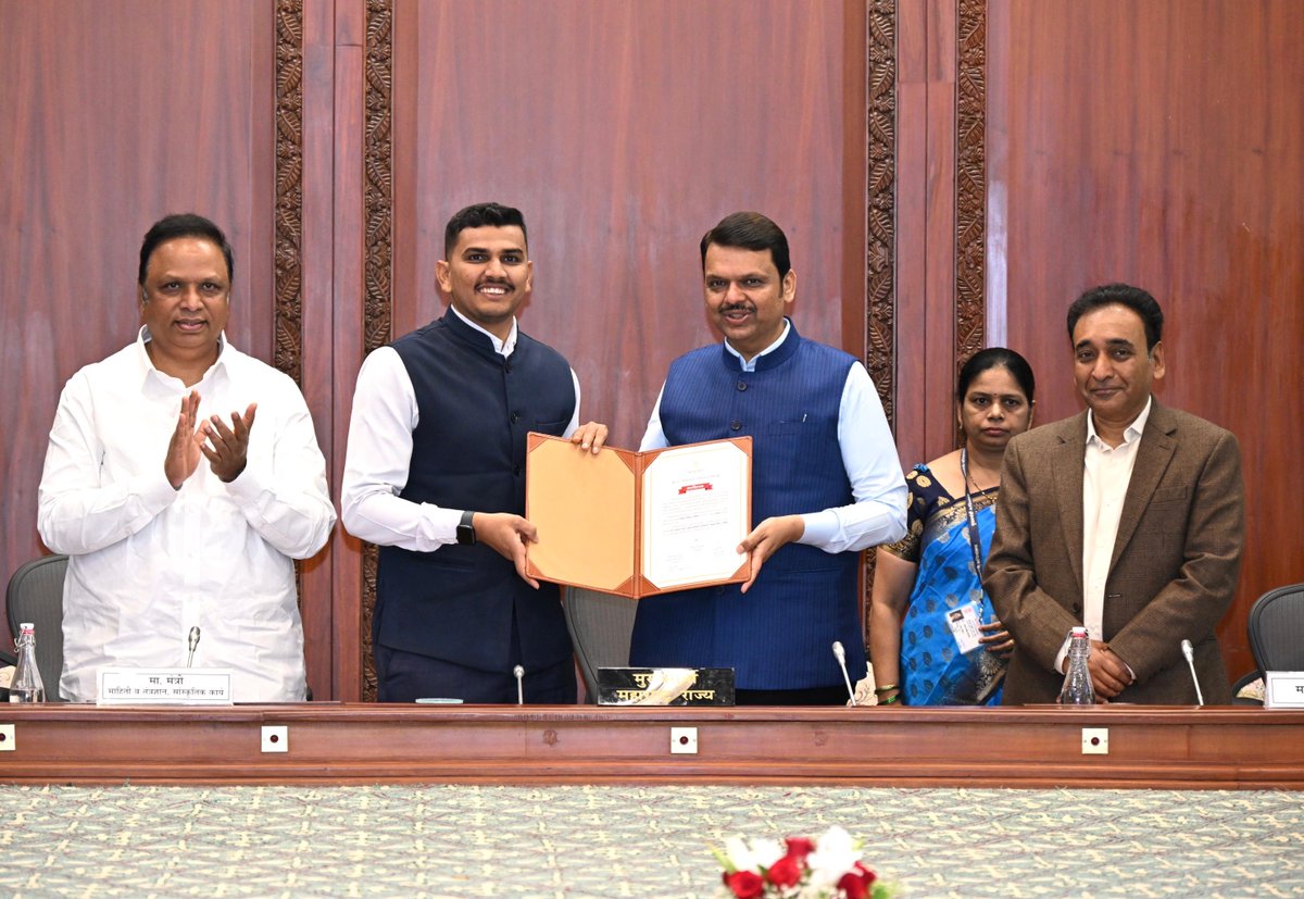 CMO Maharashtra tweet media