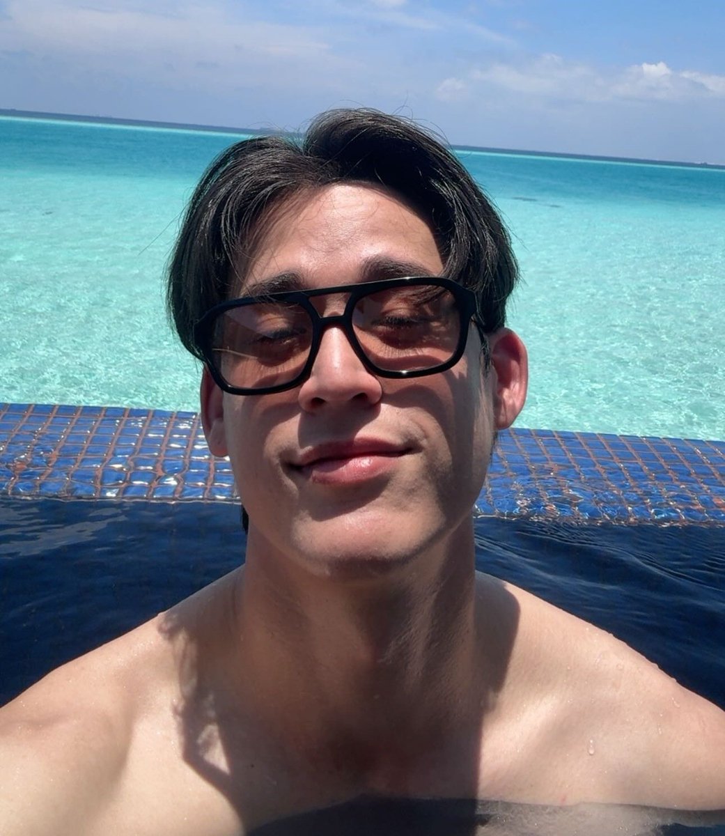 flo 🐻🐧 tweet media