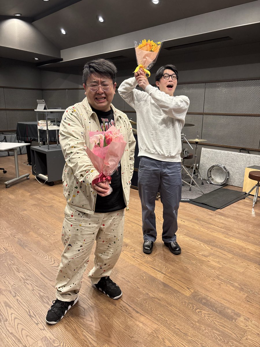 yoshimoto_mg_'s tweet photo. #金曜がっちゃんこ
#20世紀 × #バッテリィズ
 
最後とは思えない内容ですが、本当に最終回です😃
終盤の寺家さん天然炸裂事件も全てOAされてます。

これまで聴いて下さった皆様、ABCスタッフさん、ﾏｴﾓﾓさん本当にありがとうございました‼️

📻https://t.co/sJPQ4xCLRT
🎥https://t.co/2XLJOoFi9S https://t.co/8XtnoYfQVA