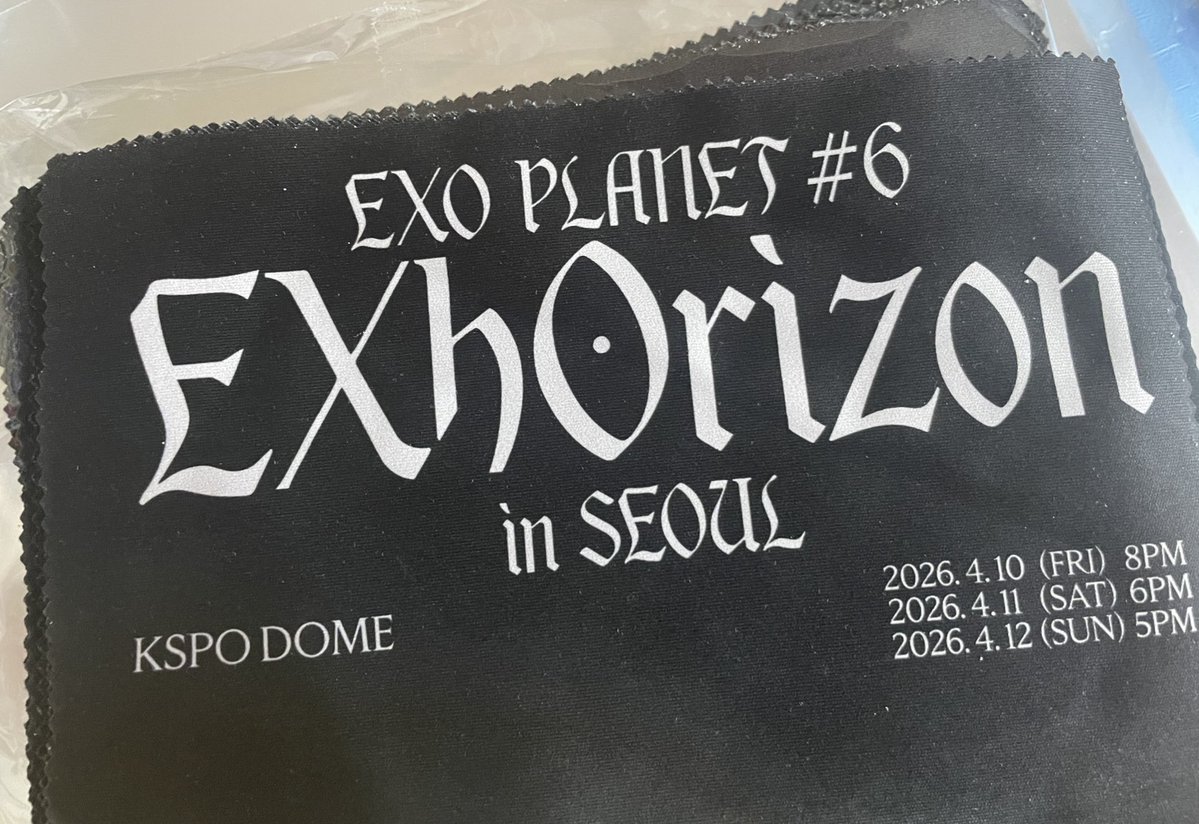 라윤☘️ EXO_REVERXE tweet media