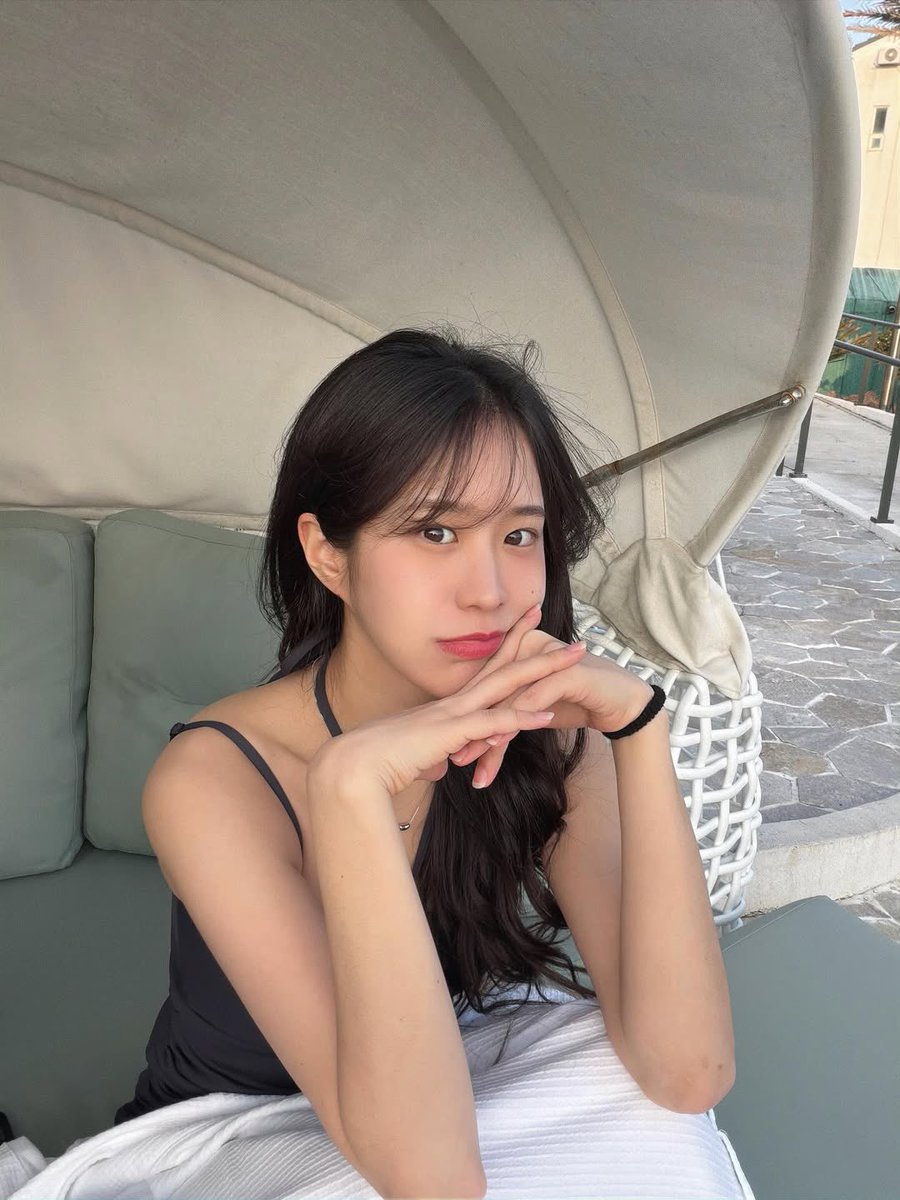 정 로바 tweet media