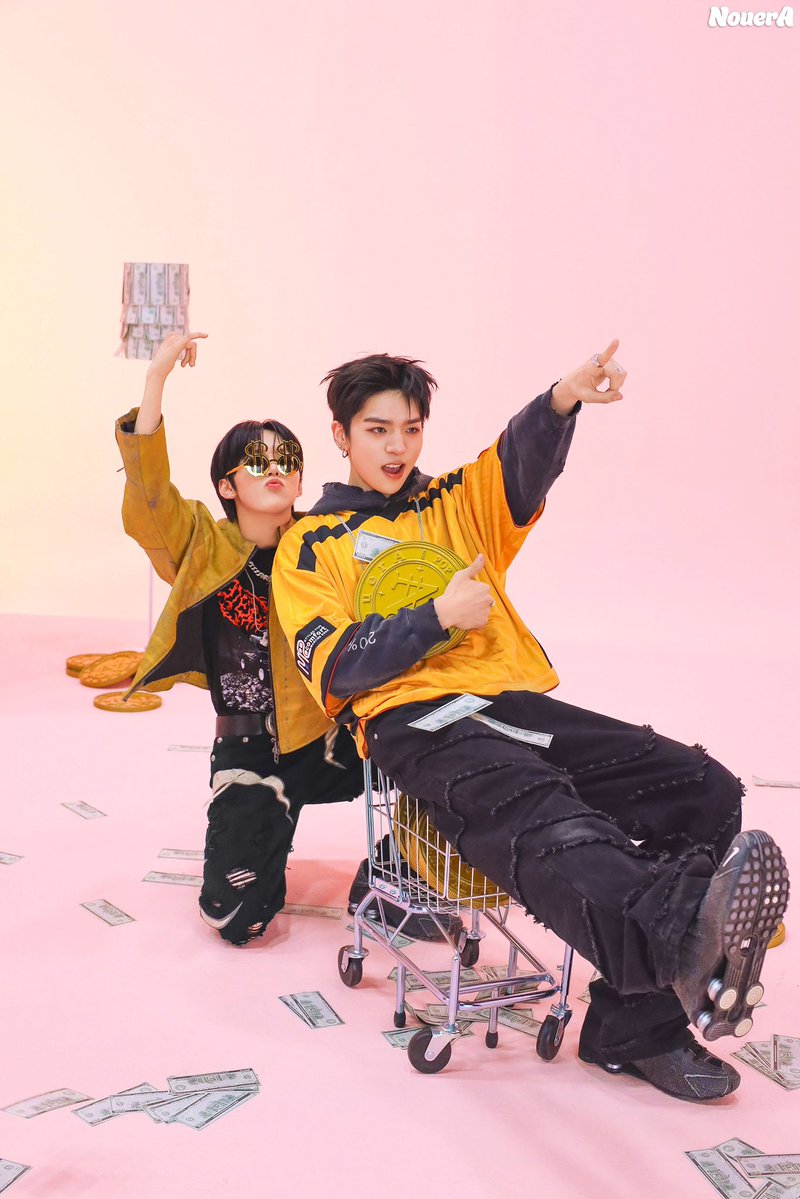 𝓇𝒶𝓃𐙚 tweet media