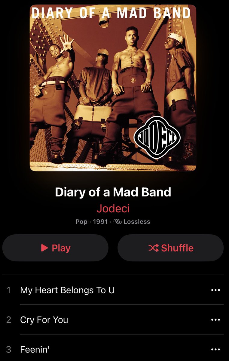 fuzzy slippers. 🏁 tweet media