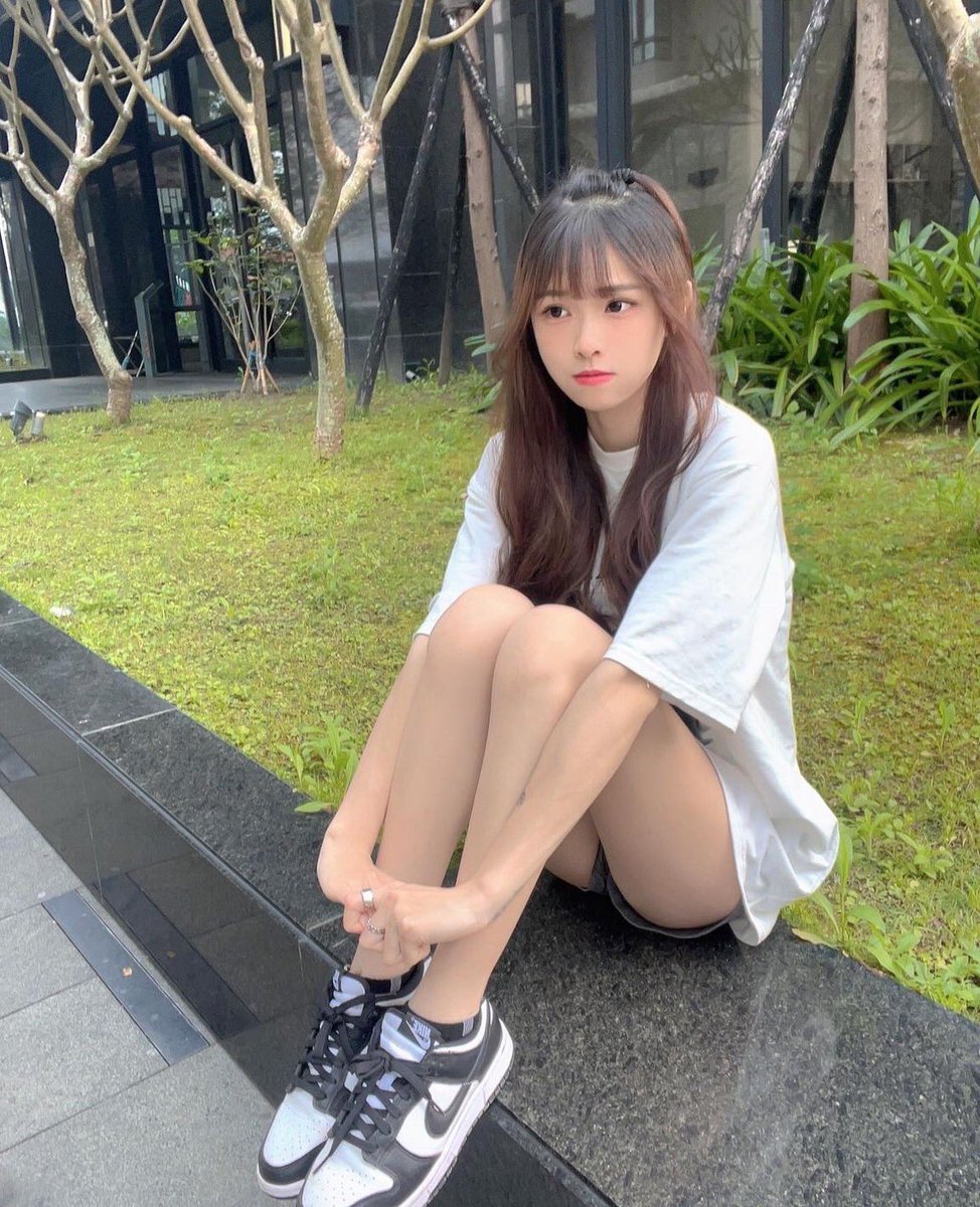 Linyli484's tweet photo. 今晚你騷了嗎？

來床上見招😝

#台中 https://t.co/SQDLlAylly