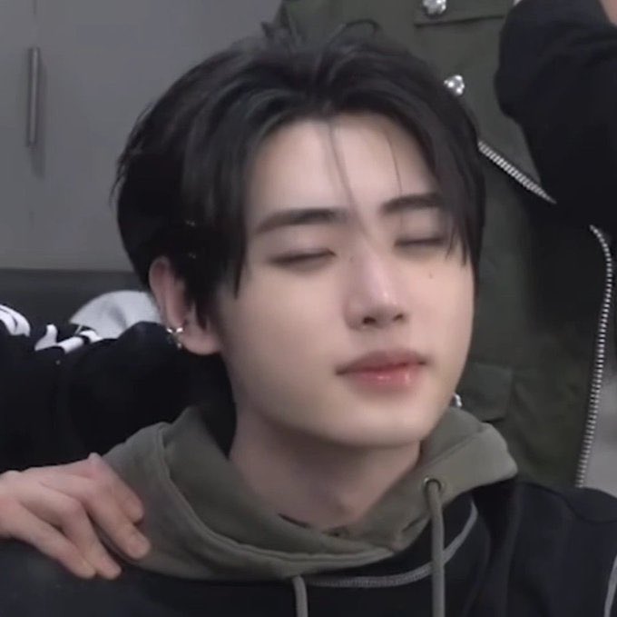 사천.. tweet media