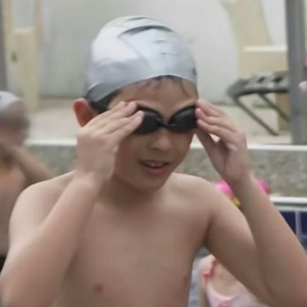 dailyjames tweet media