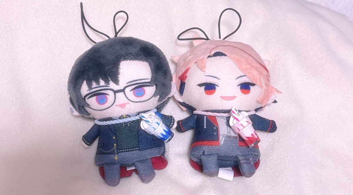 お散歩中に見つけて💕
サイズぴったり✨
かわいいね！おいしそうだね！

#にじまるっとが見れるタグ
#にじぱぺっとが見られるタグ