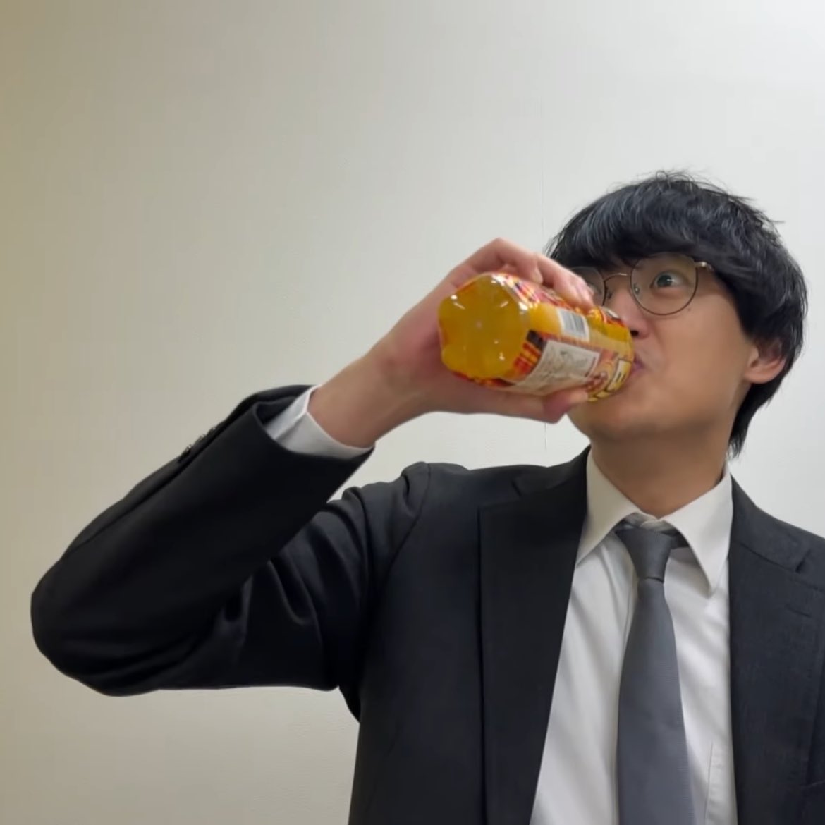 たι ıら tweet media