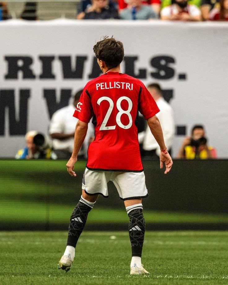 GiwaNation tweet media