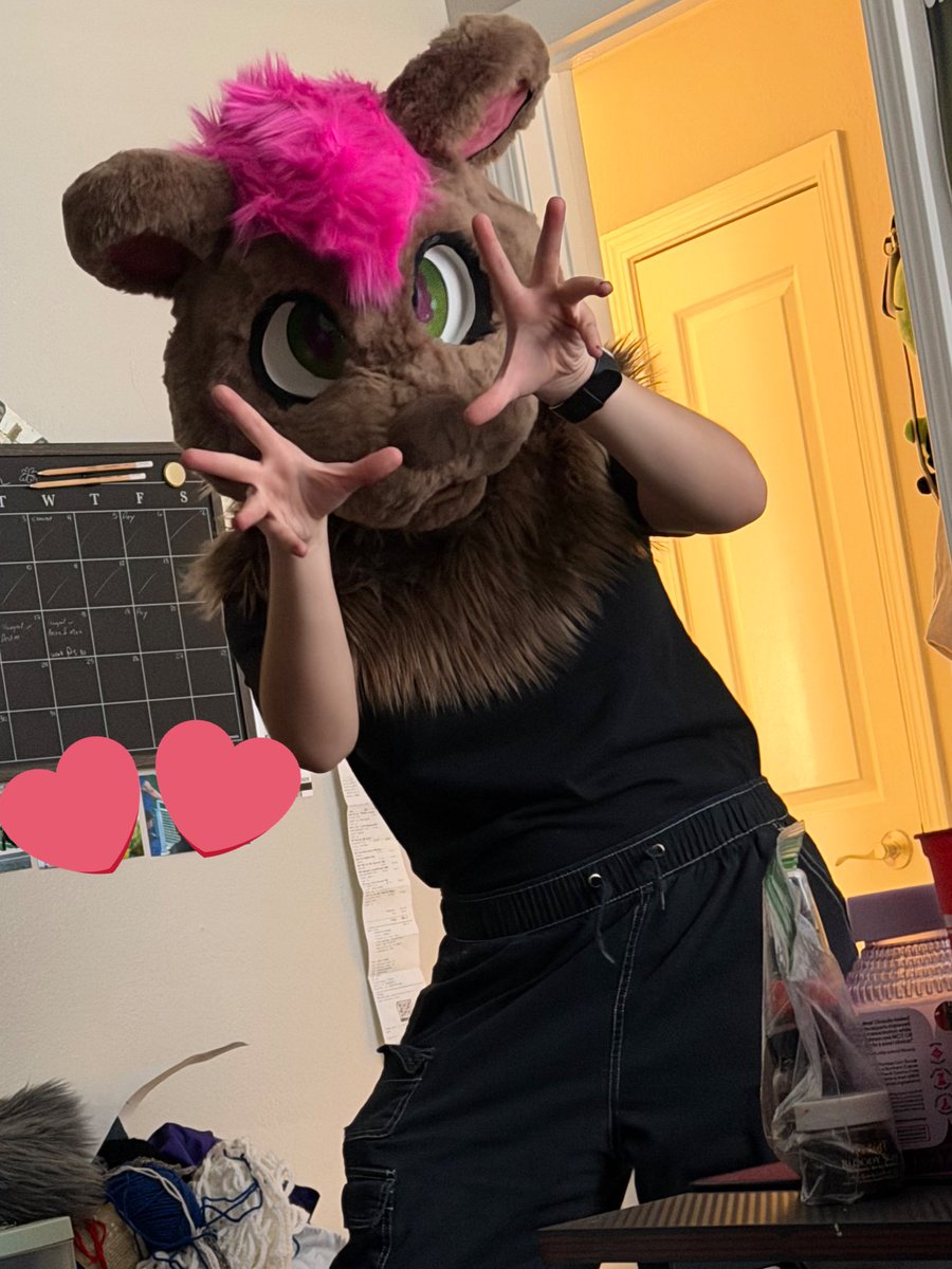 Strawbeyeen's tweet photo. I heard it was #FursuitFirday https://t.co/bQty92EM39