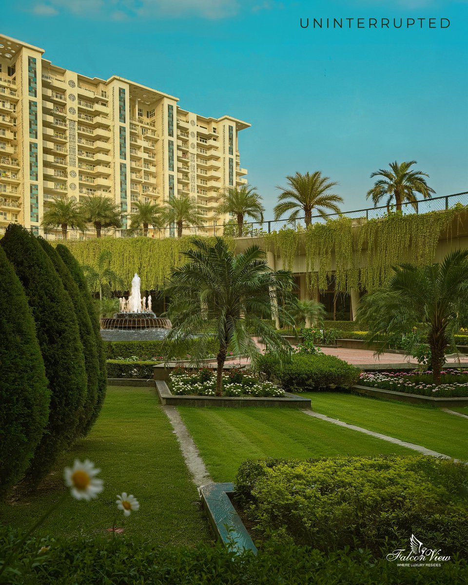 JLPLGroup's tweet image. Welcome to JLPL Falcon View, a world of uninterrupted greens and uncompromised peace. A rare balance, experienced by a selected few. 

#JLPL #FalconView #Uninterrupted #GreenLuxury #PrivateLiving #LuxuryResidences