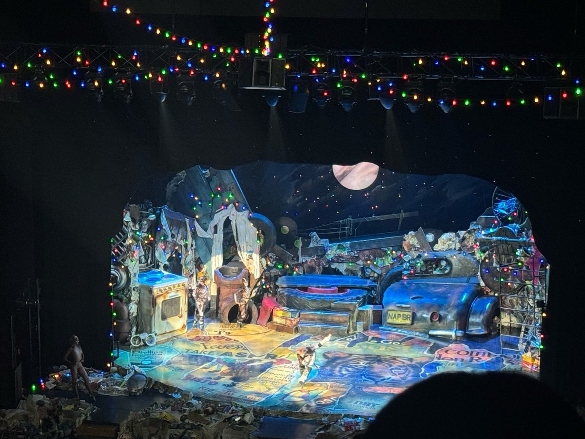 LIPU CH RAY tweet media