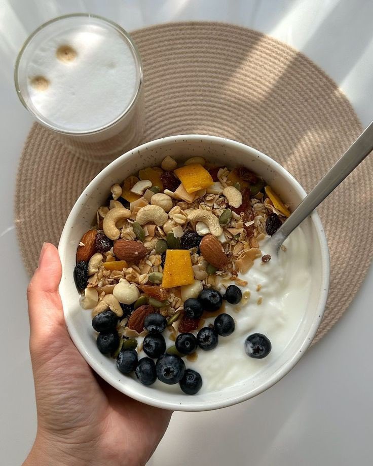 Elyvanaa's tweet photo. healthy morning snacks https://t.co/Q79BYzoi5g