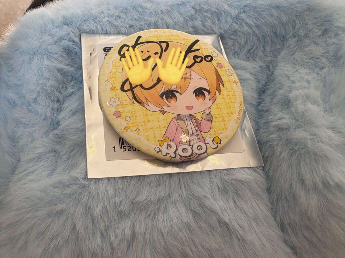 あきな tweet media