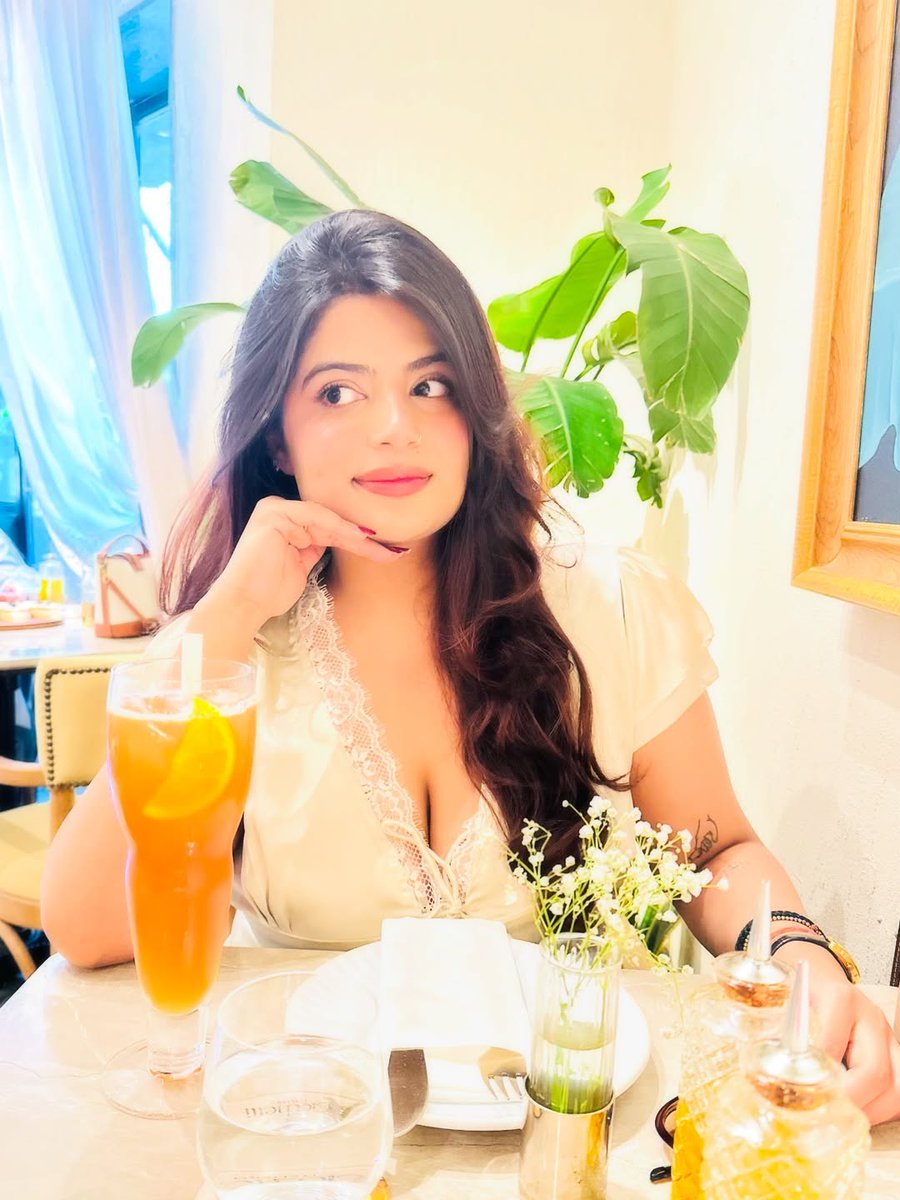 Devanshi Madan tweet media