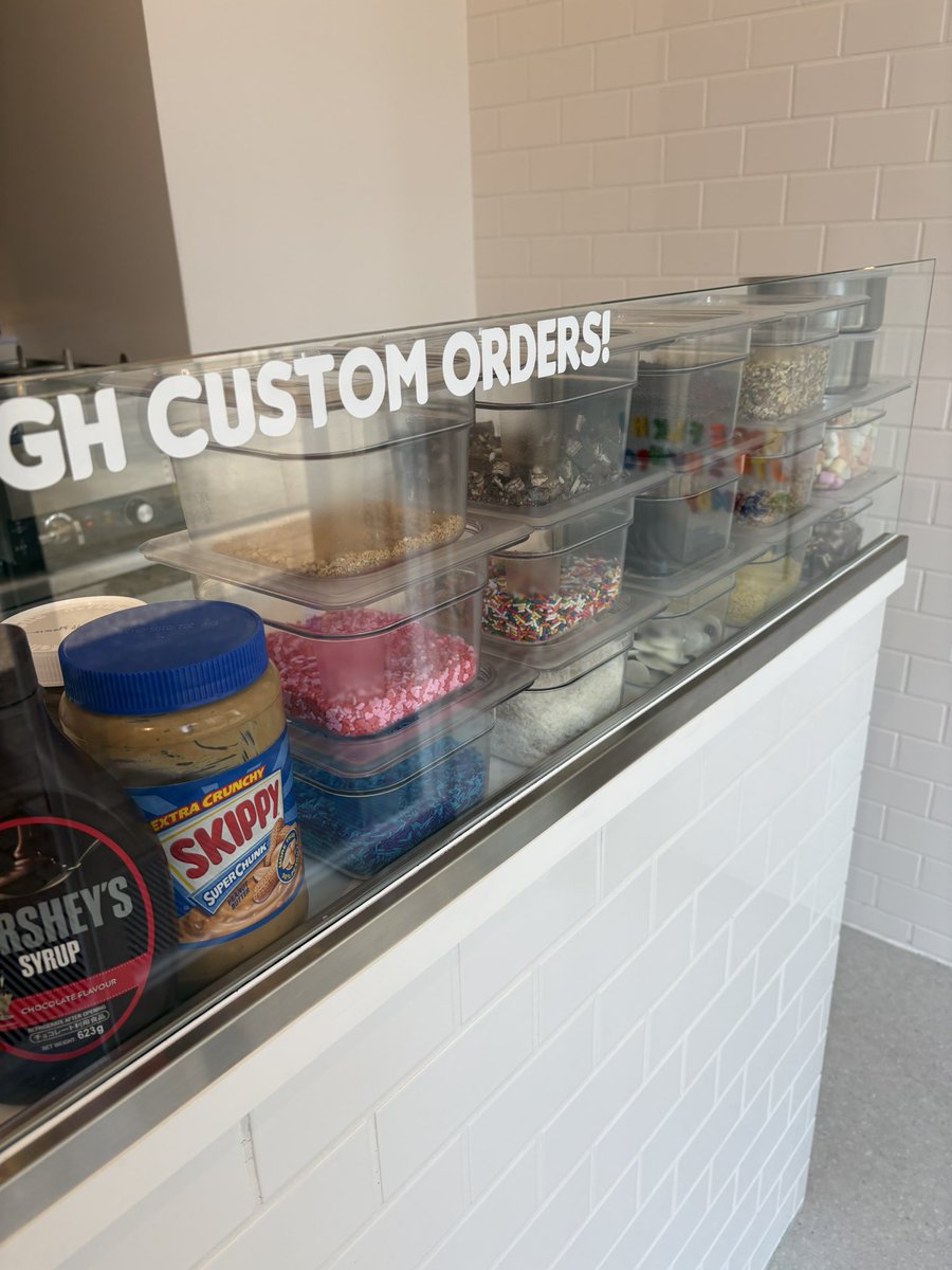 花散里（はなちるさと） tweet media