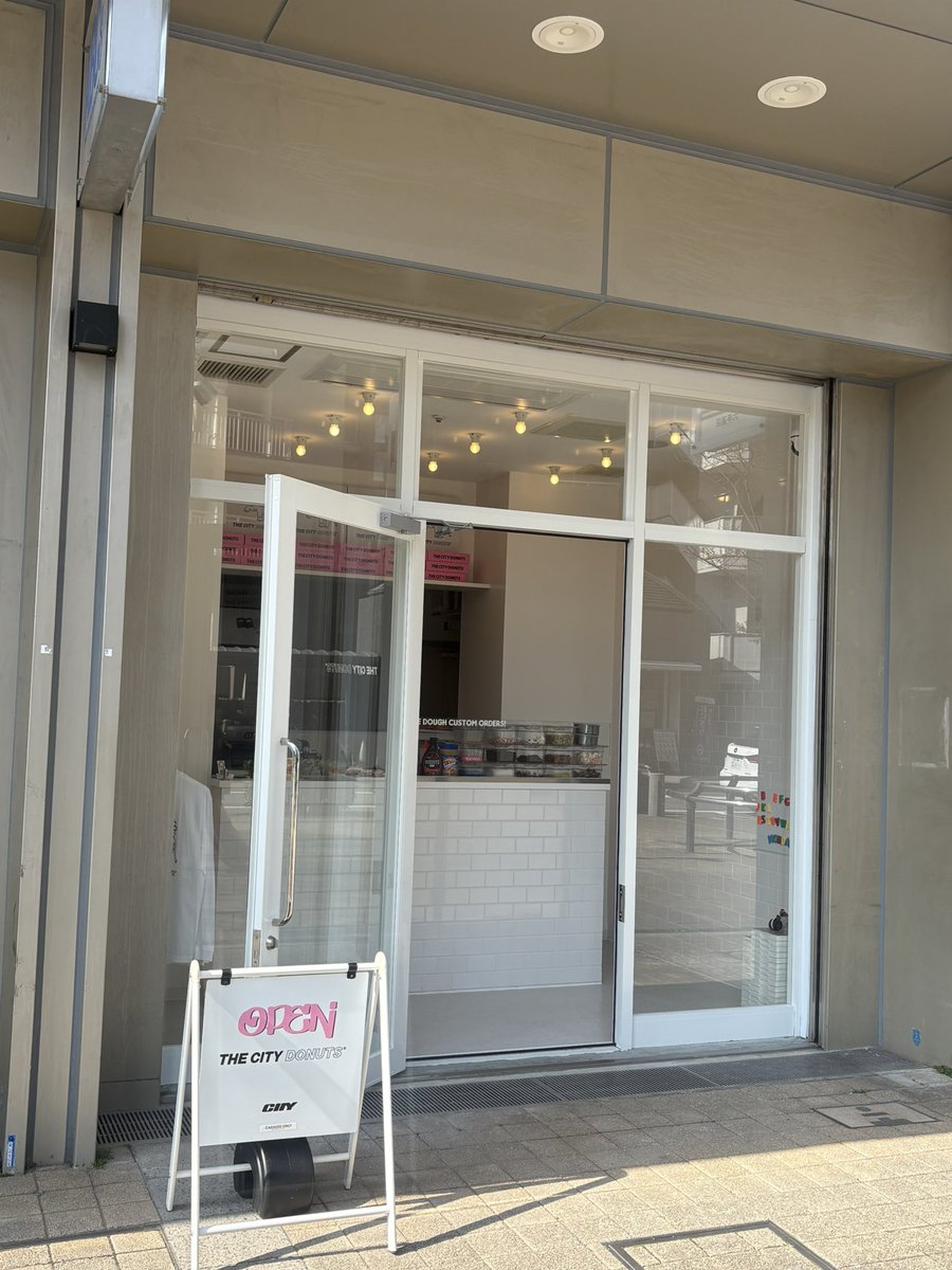 花散里（はなちるさと） tweet media