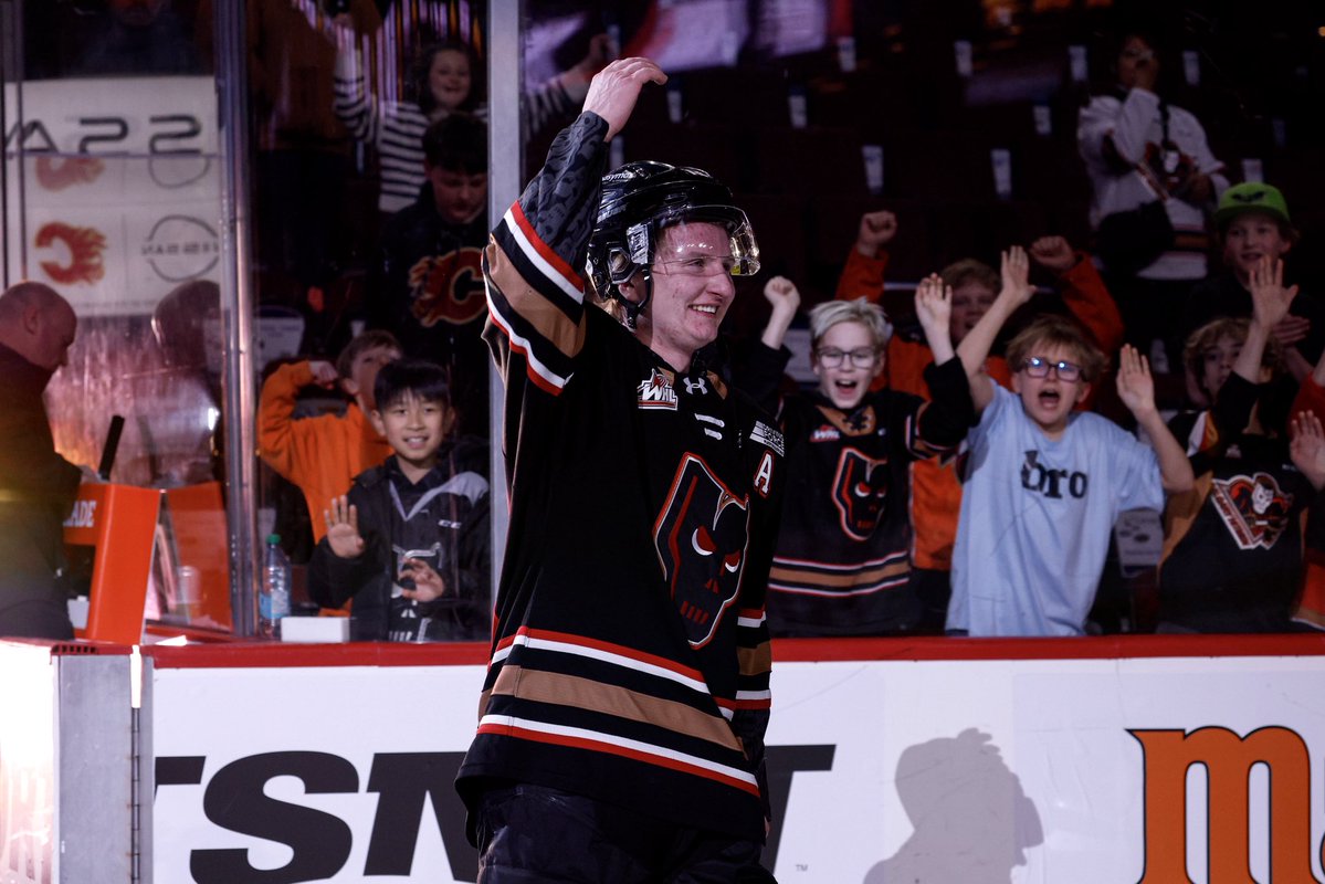 x - Calgary Hitmen tweet media