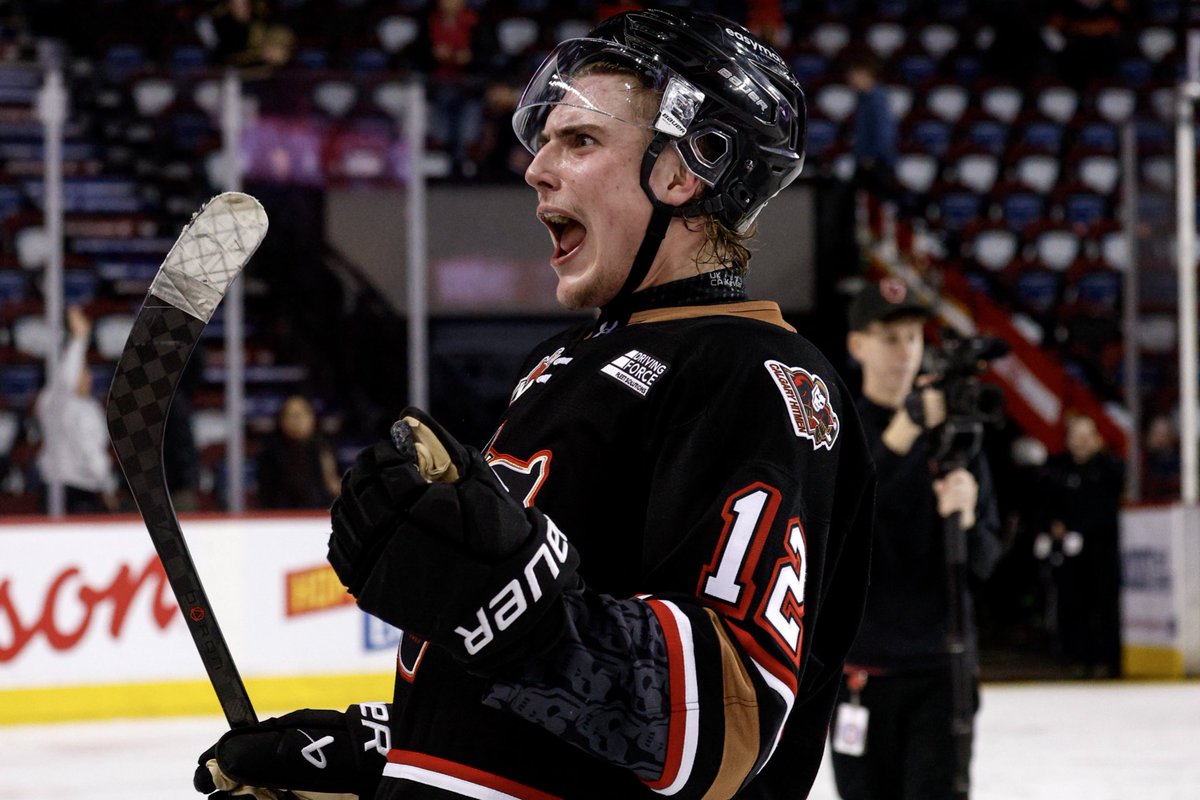 x - Calgary Hitmen tweet media
