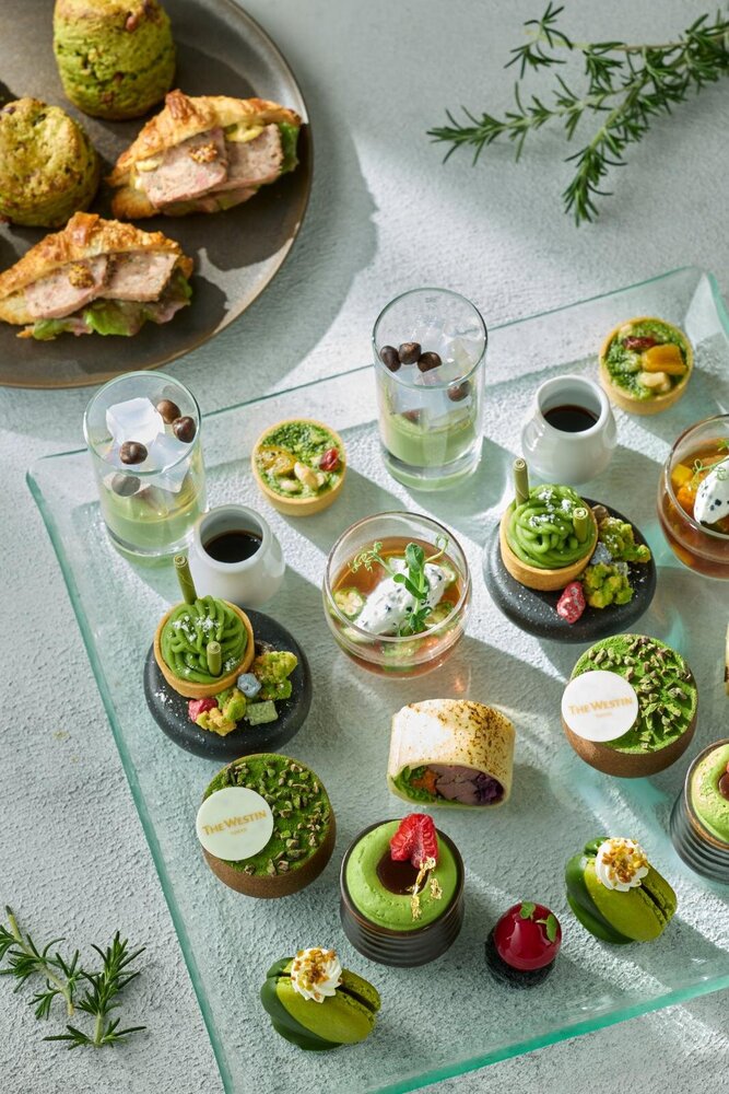 Fashion Press tweet media