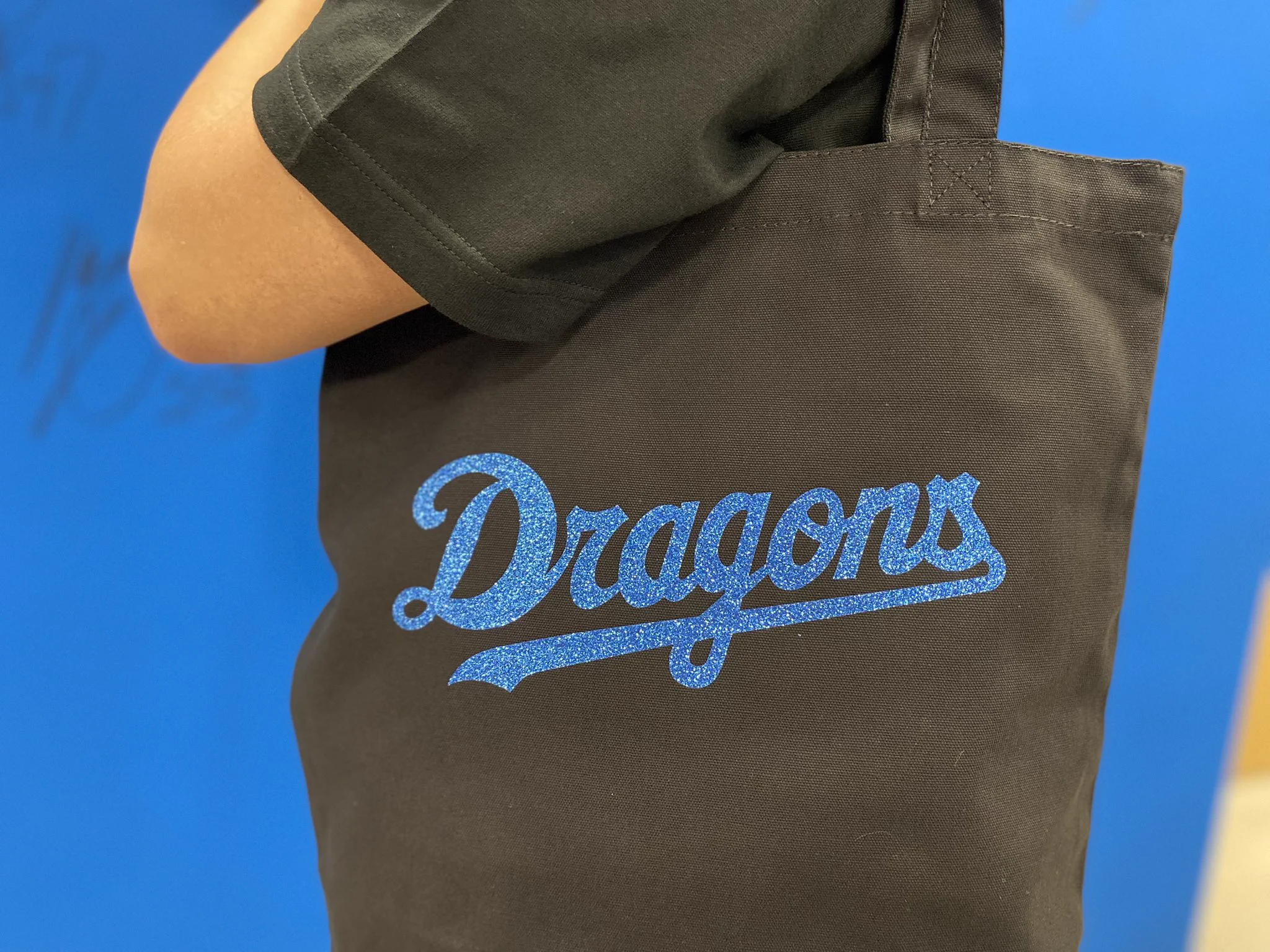 Dragons ブルーグリッターTシャツ ドラゴンズストア ナゴヤ on X: 