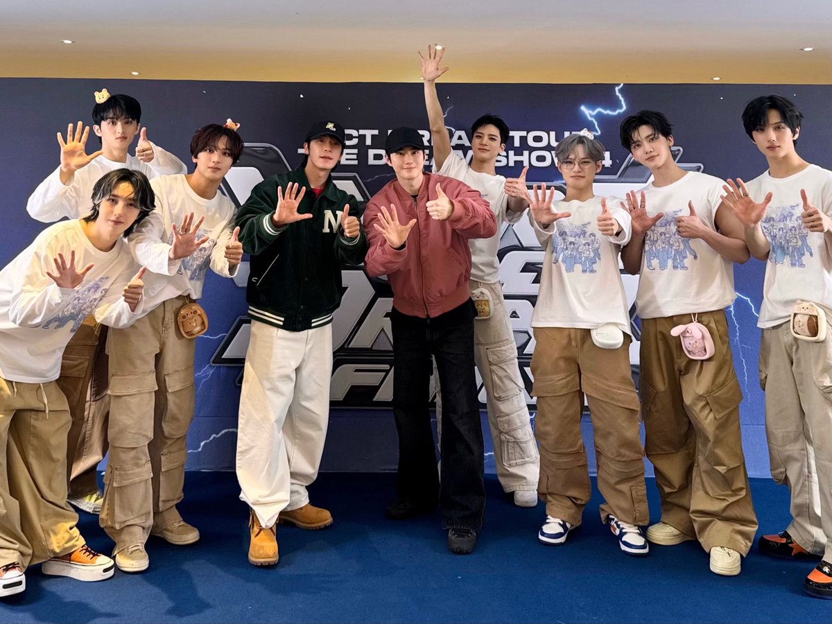 수호룩봇 tweet media