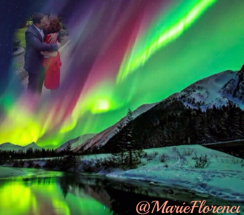 MarieFlorenci's tweet photo. @AnnaRita71 @RosauraRayas @criscelaya30 Holaa lindo sábado 😘😘 besos y abrazos https://t.co/VsP2FUEm2r