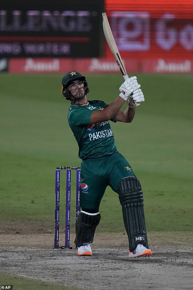 Follow back for everyone 🙂 tweet media