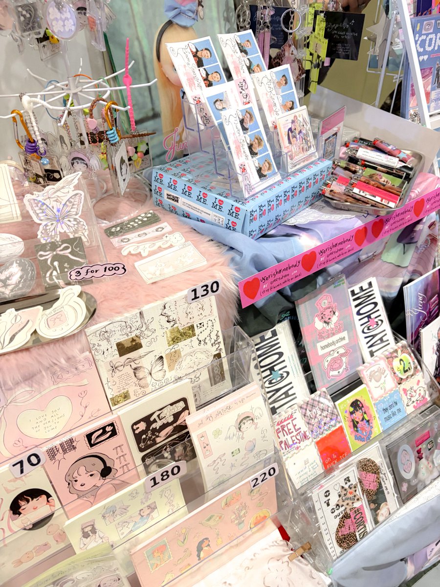 tabby ˚. 𐀔 tweet media