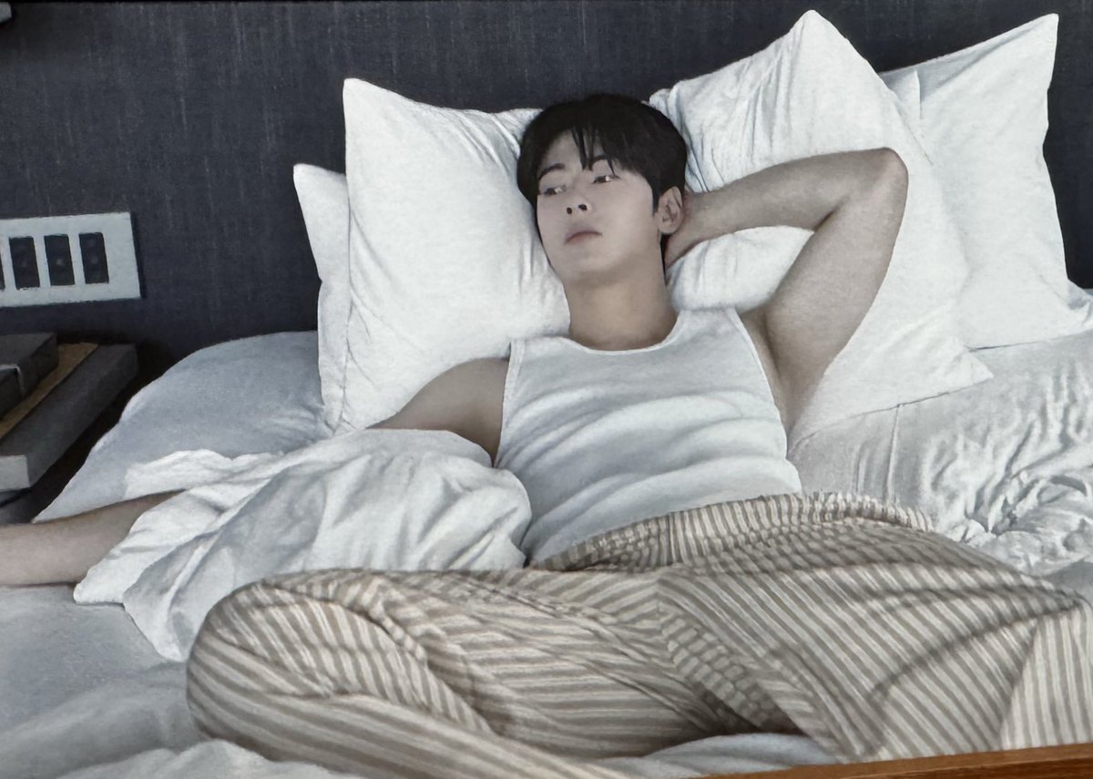 nina ✰ tweet media