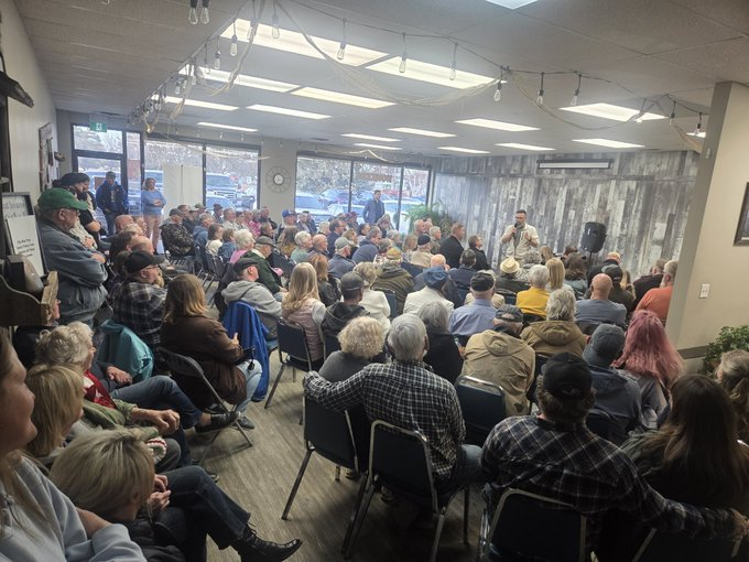 AVK's Wide World of Batshit tweet media