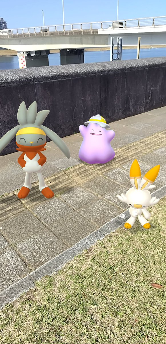 jennifer201064's tweet image. ダイマックスピカチュウ色違いちゃん来てくれました〜🤗　#PokemonGO #Pikachu #GOsnapshot #ポケモンGO 💖💝❤️🌸🌸🌸