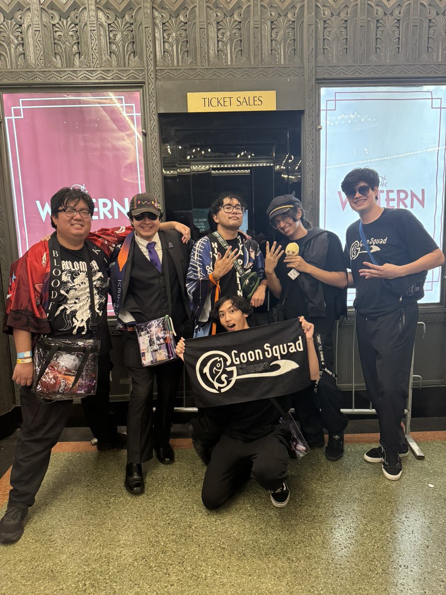 Goon Squad 🐟🔦 tweet media